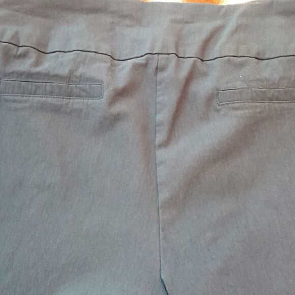 Zac and Rachel Nle Tapered Pants...Size 12 - Picture 4 of 4